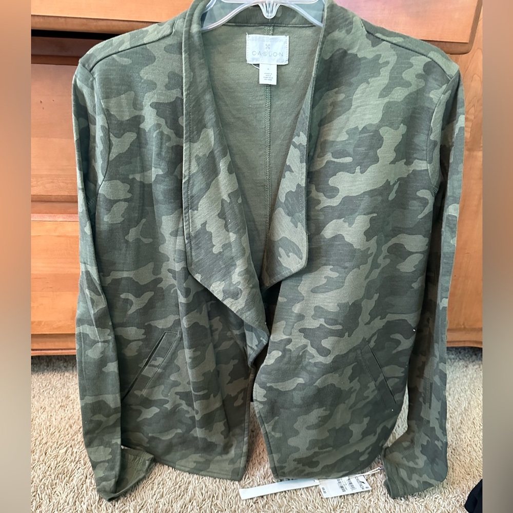 NWT CASLON CAMO STYLE JACKET